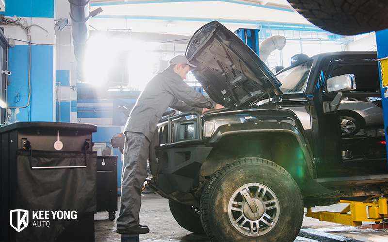Image Of A Land Rover Getting Serviced